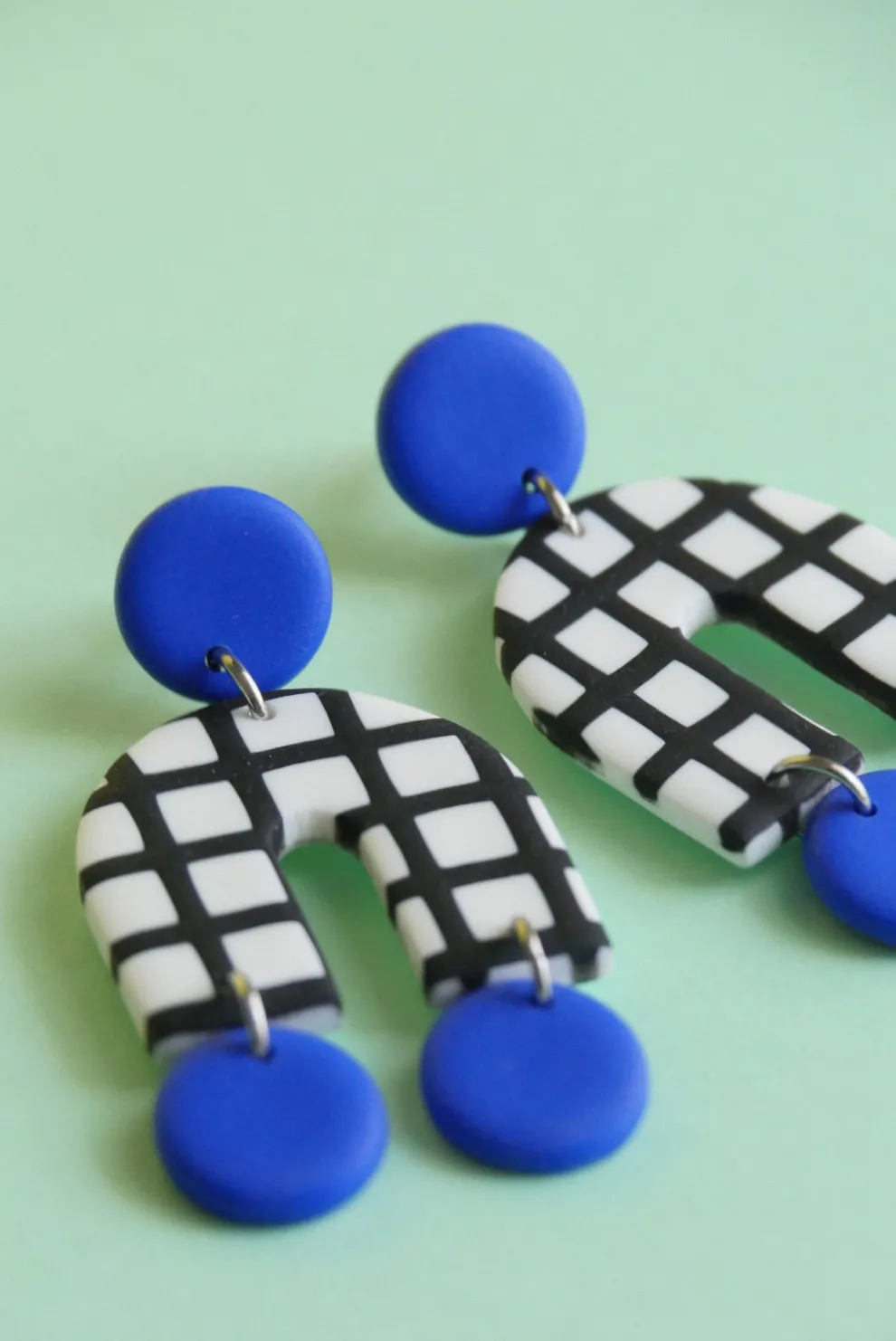 CROCODILE AGILE Arch Earrings - Blue Checks and Pastille