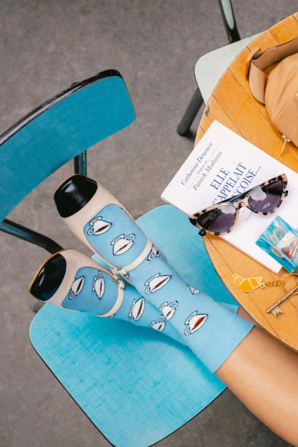 HELLO SUZETTE Socks - Coffee