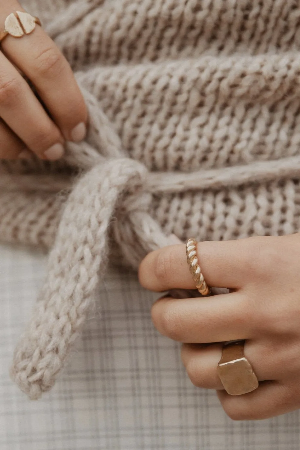 HAWKLY Square Signet Ring - Bronze