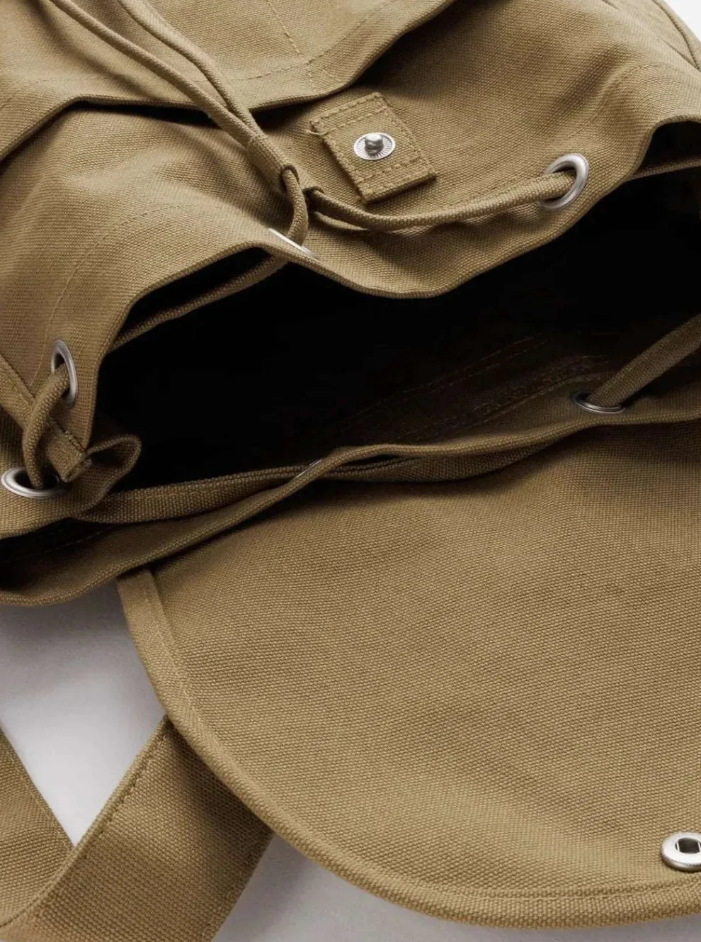 BAGGU Backpack Drawstring - Dark Khaki