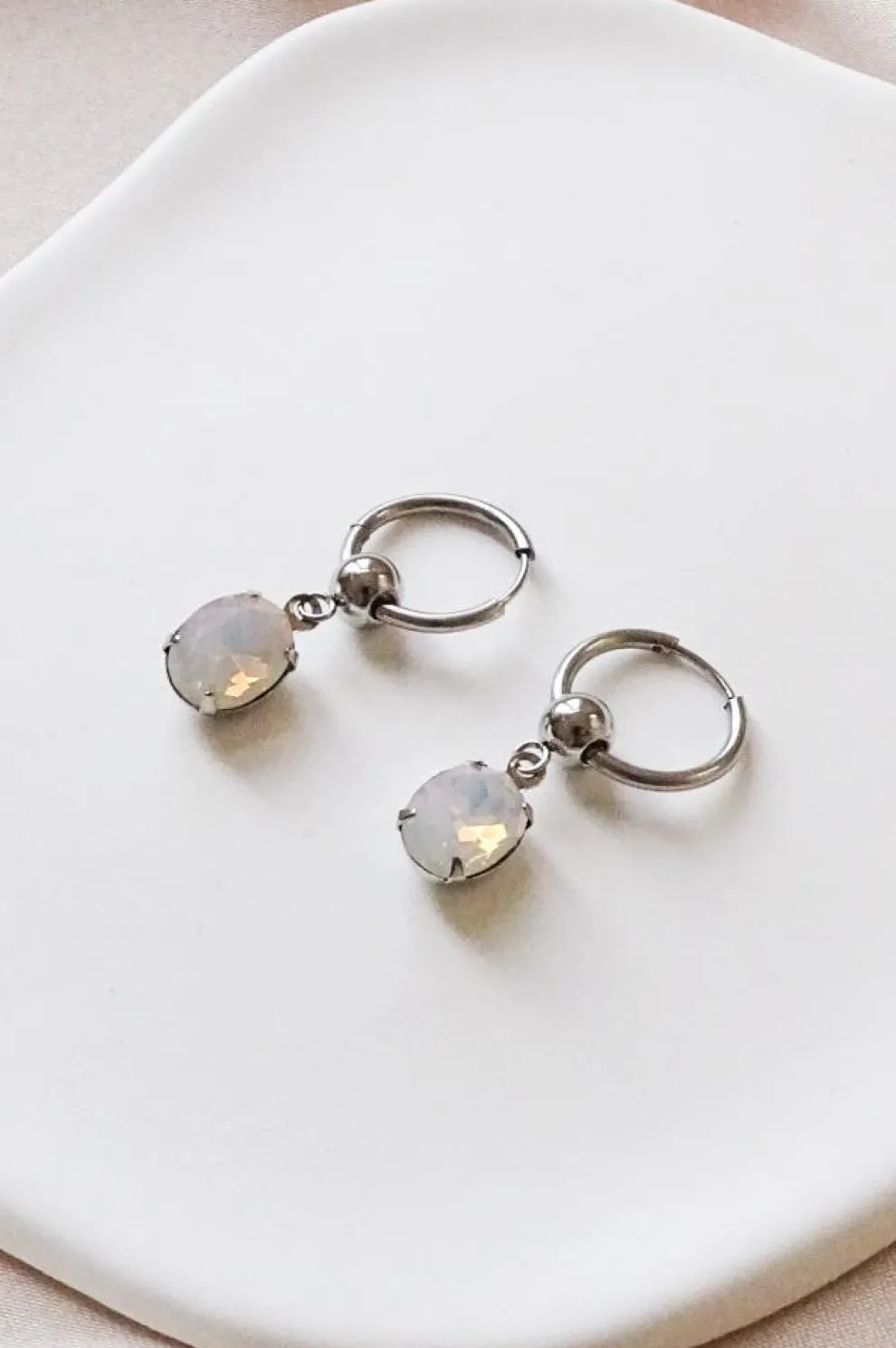 VINTAGE GLORY Phoebe Earrings