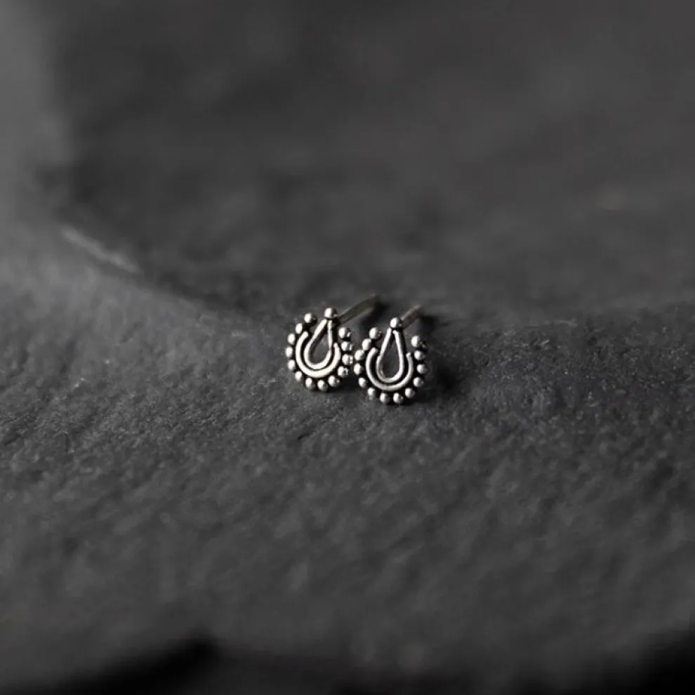 NOIR KALA Drop Earrings - Silver