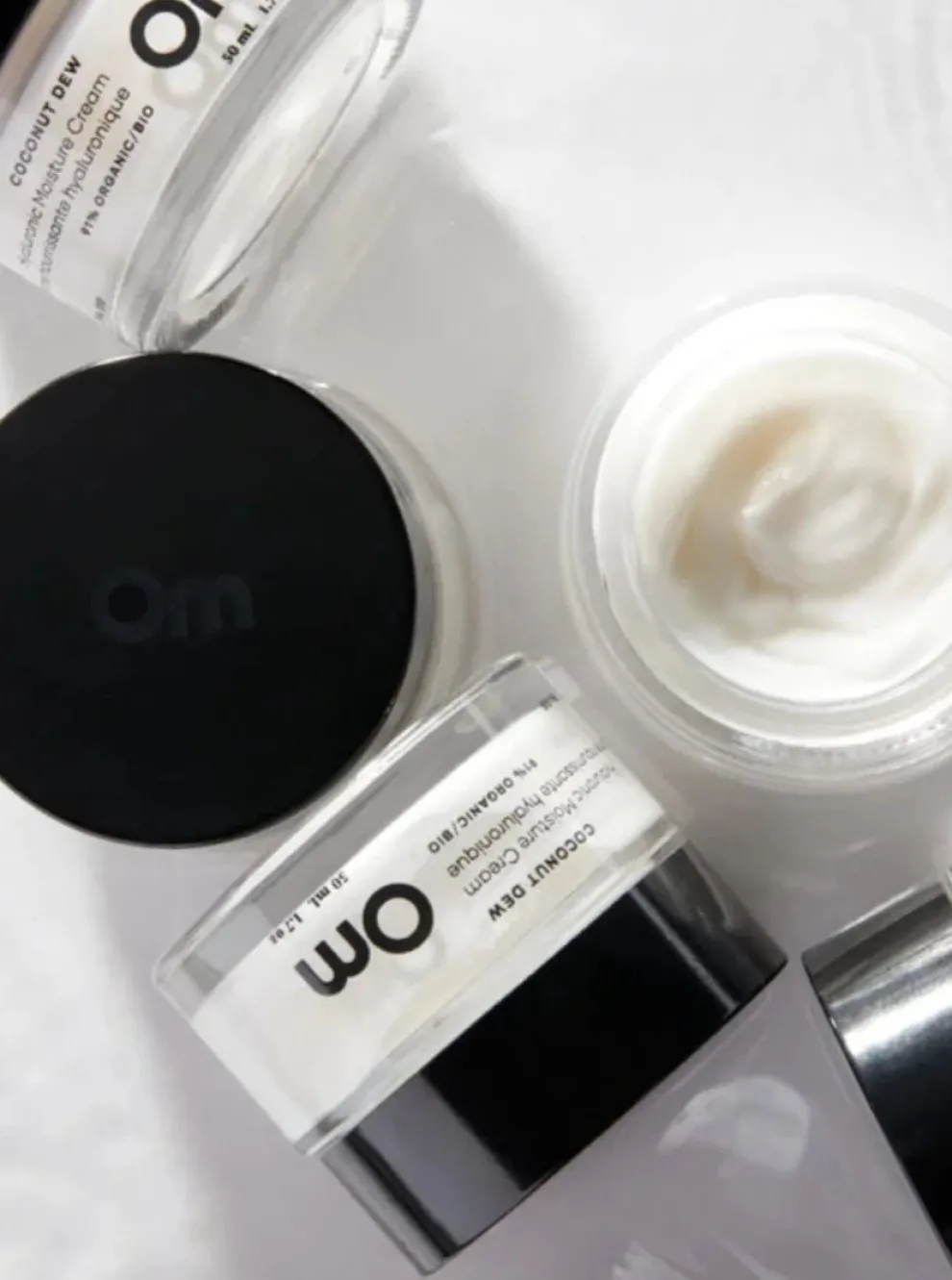 OM ORGANICS Hyaluronic Moisturizing Cream - Coconut