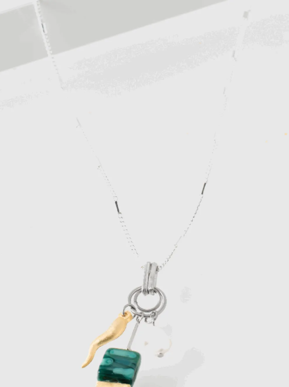 ANNE-MARIE CHAGNON Emmett Necklace - Ultramarine Green