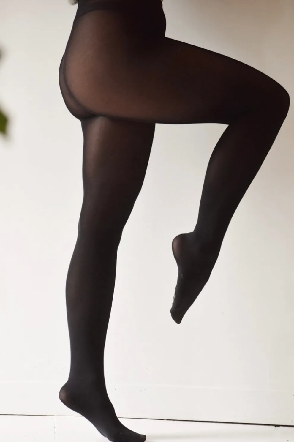 SIGNED SARAH Deluxe Ripstop Tights - Black