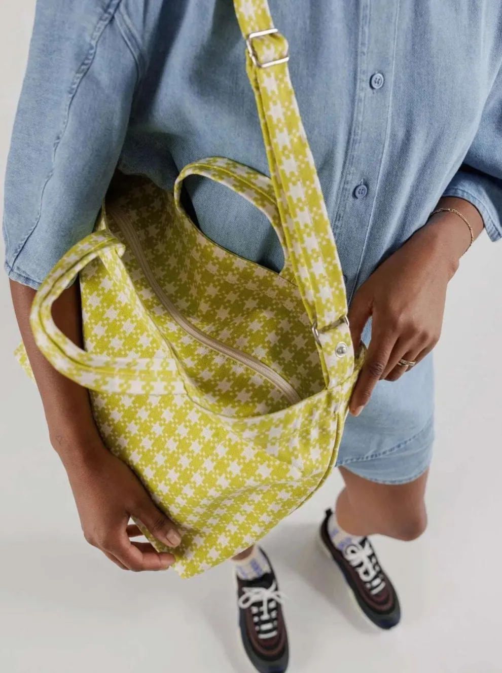 BAGGU Horizontal Zip Duck