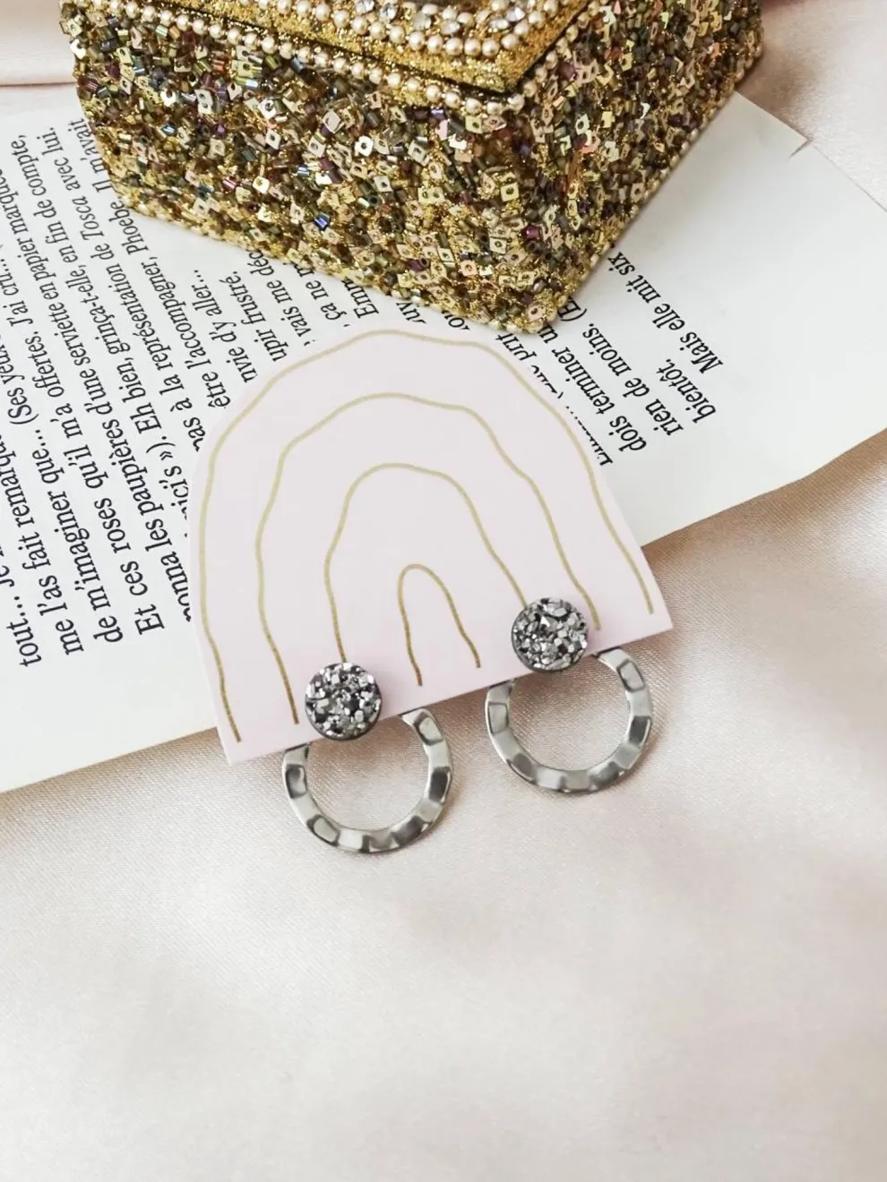 VINTAGE GLORY Emily Earrings