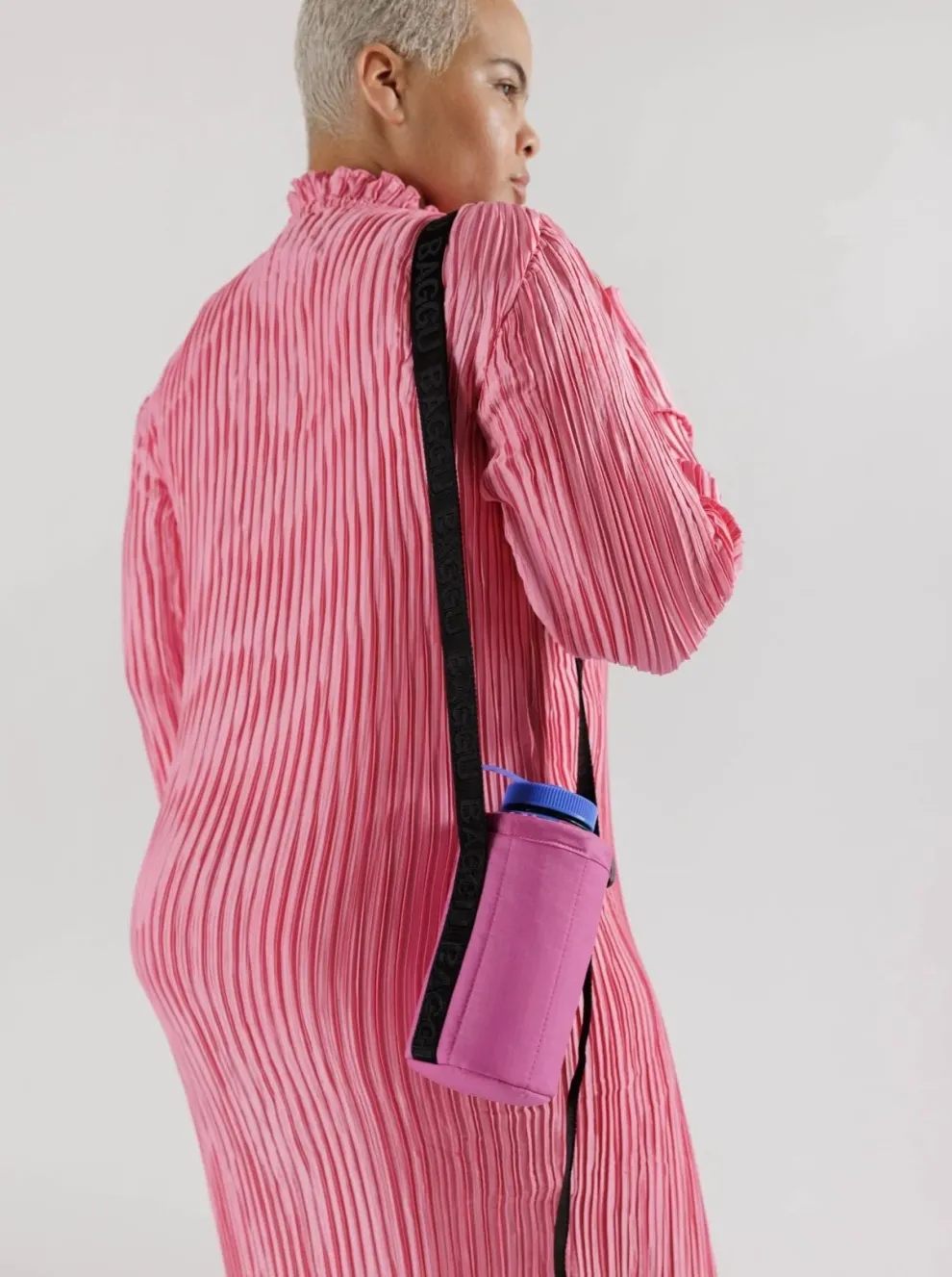 BAGGU Bottle Shoulder Bag - Extra Pink