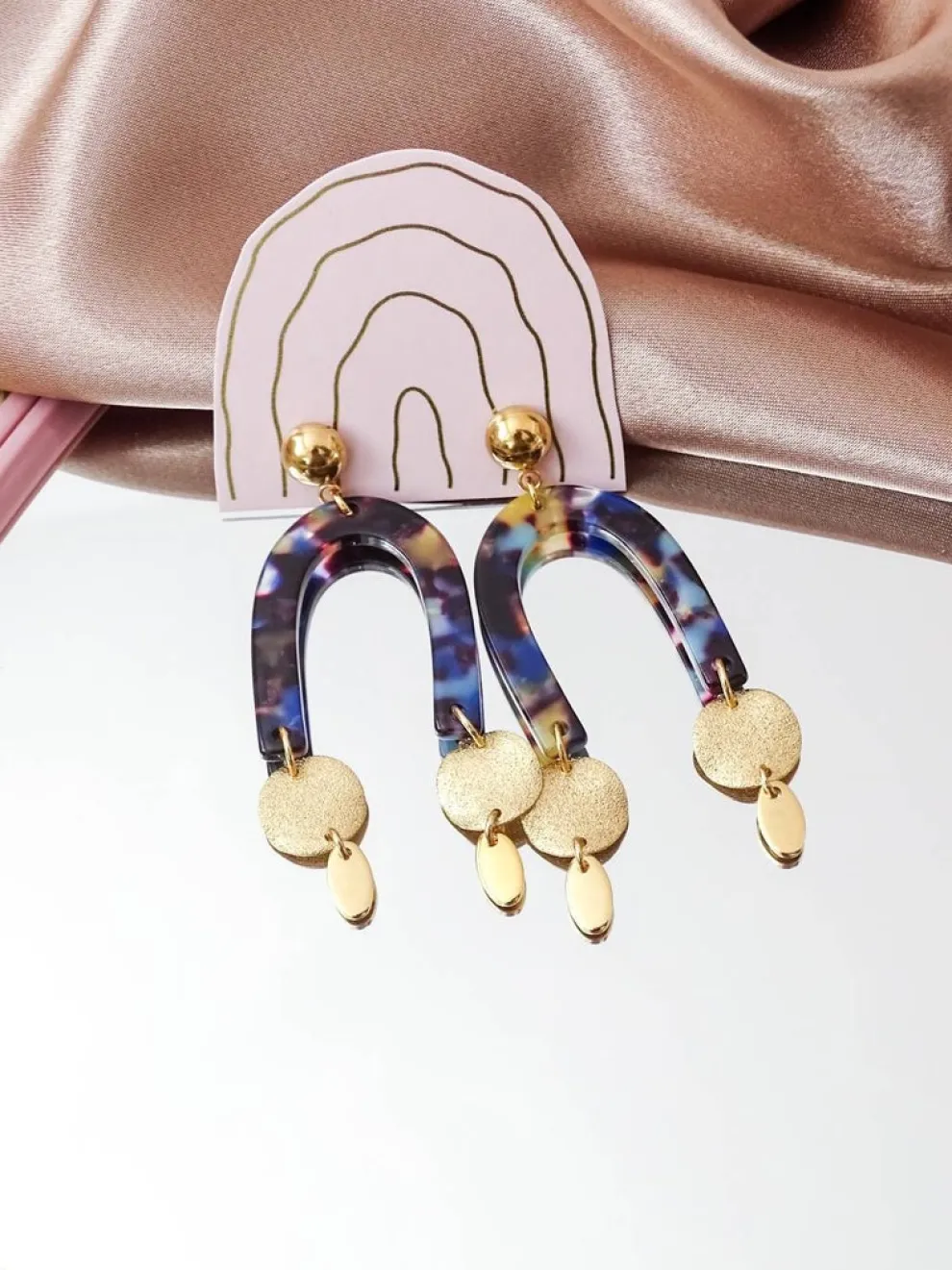 VINTAGE GLORY Lucy Earrings