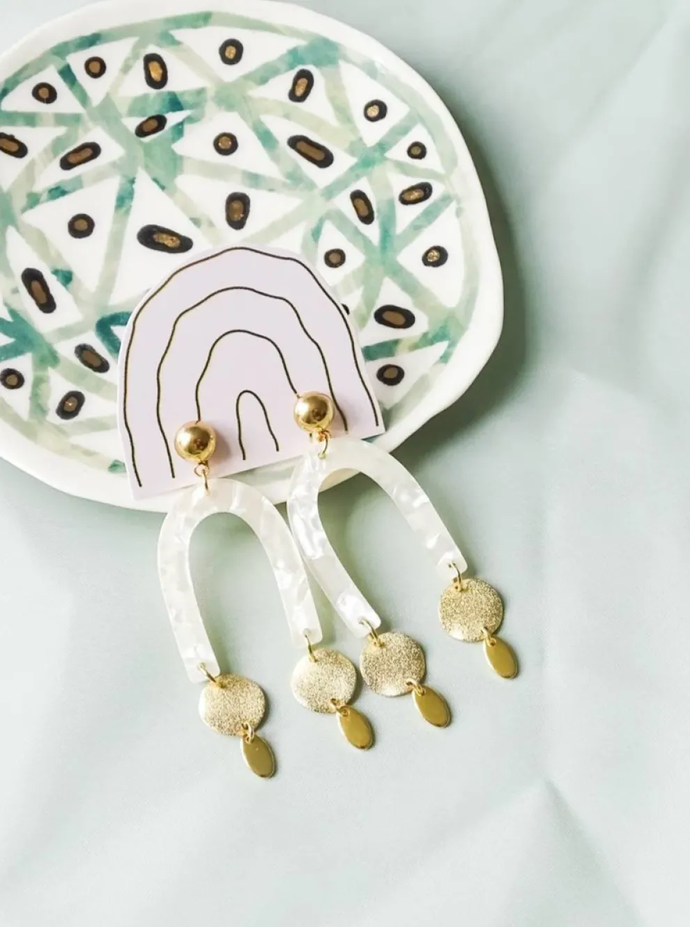 VINTAGE GLORY Lucy Earrings