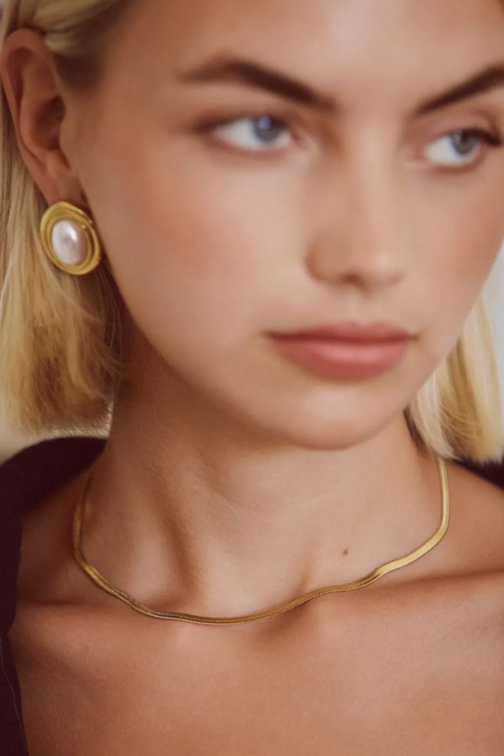 TWENTY COMPASS Embrace Necklace