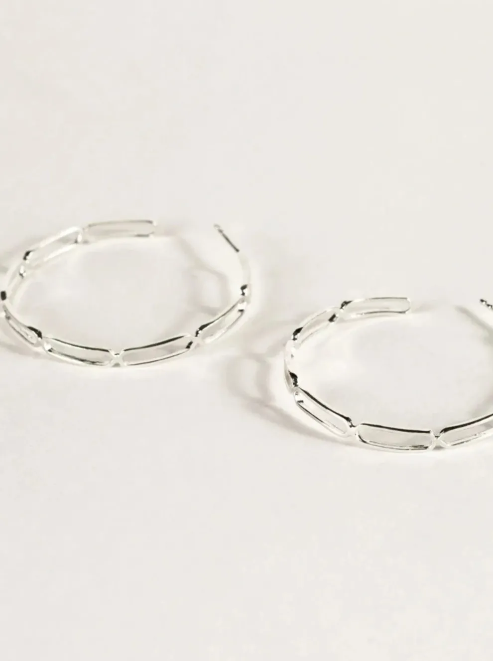 SARAH BIJOUX Large Trombone Hoops