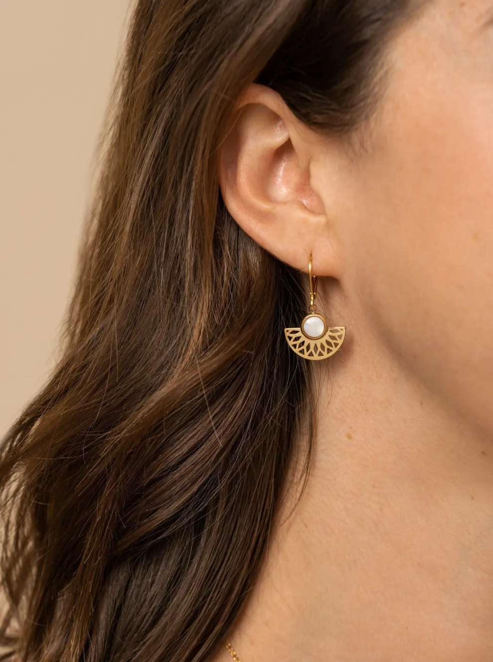 BLOOM Ama Earrings - Onyx