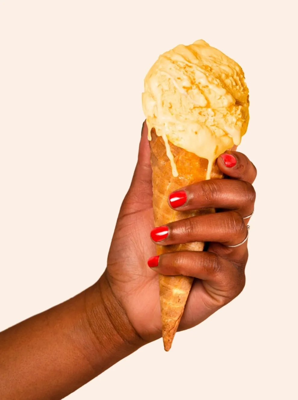 OF BERRIES AND SAP Exfoliating Care Soap - Wild Berries