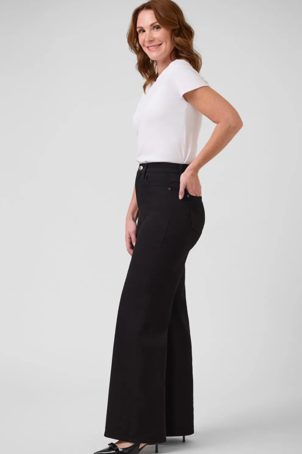 YOGA JEANS Lily Cut - Black