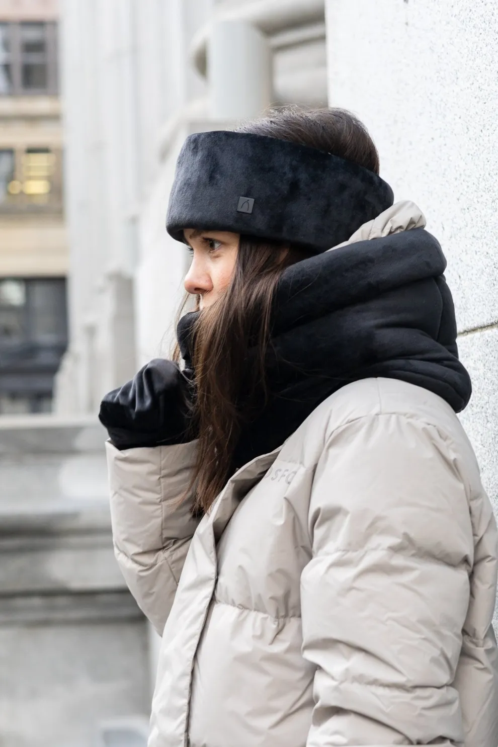 GIBOU Padded Neck Warmer