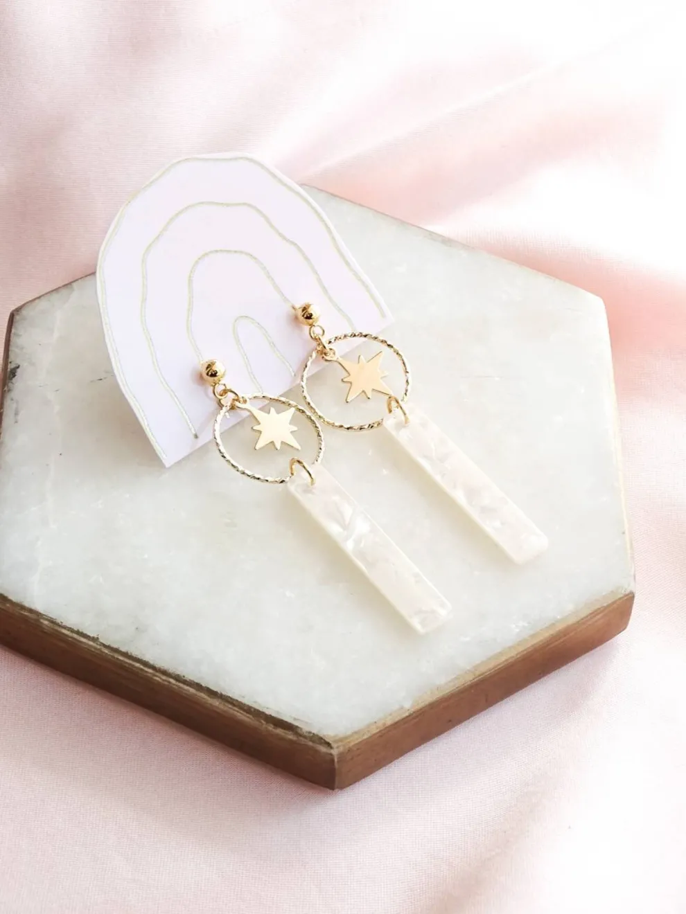 VINTAGE GLORY Venus Earrings