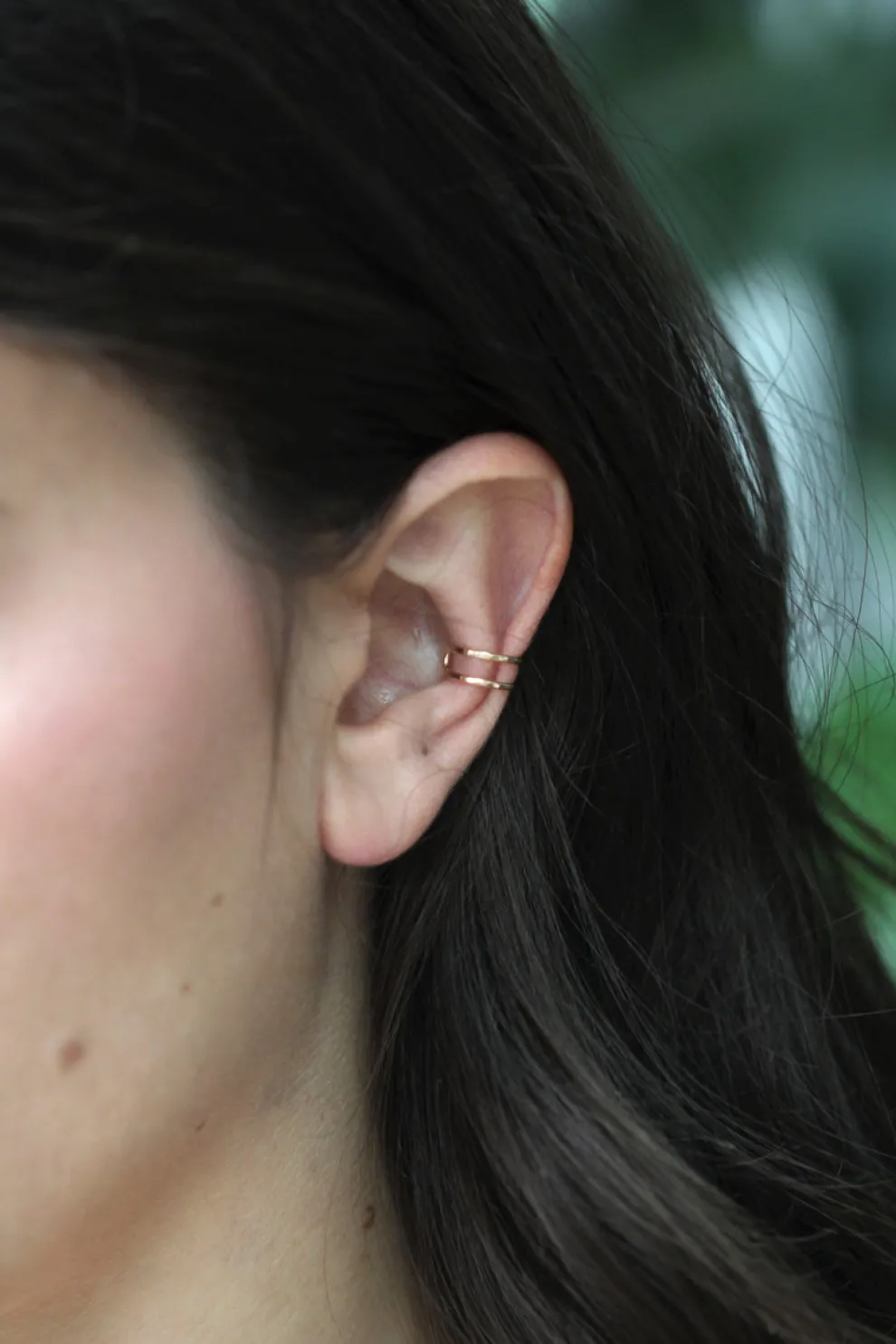MAKSYM - Hammered Ear Cuff - Gold